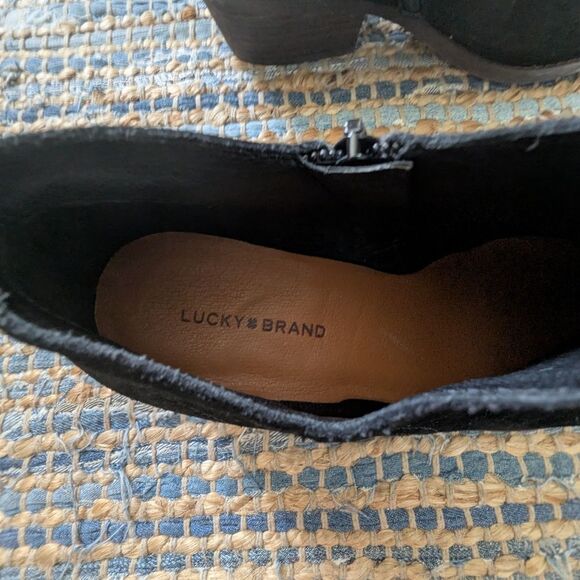 Lucky Brand Black Suede Ankle Booties Side Zip Almond Toe Size 8.5 Leather Grung - Picture 9 of 9